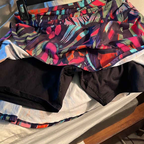 Pickleball Dona jo skort - Picture 3 of 3